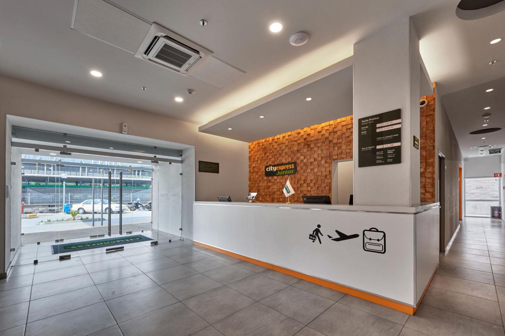 Express Junior By Marriott Centro De Convenciones León de los Aldamas